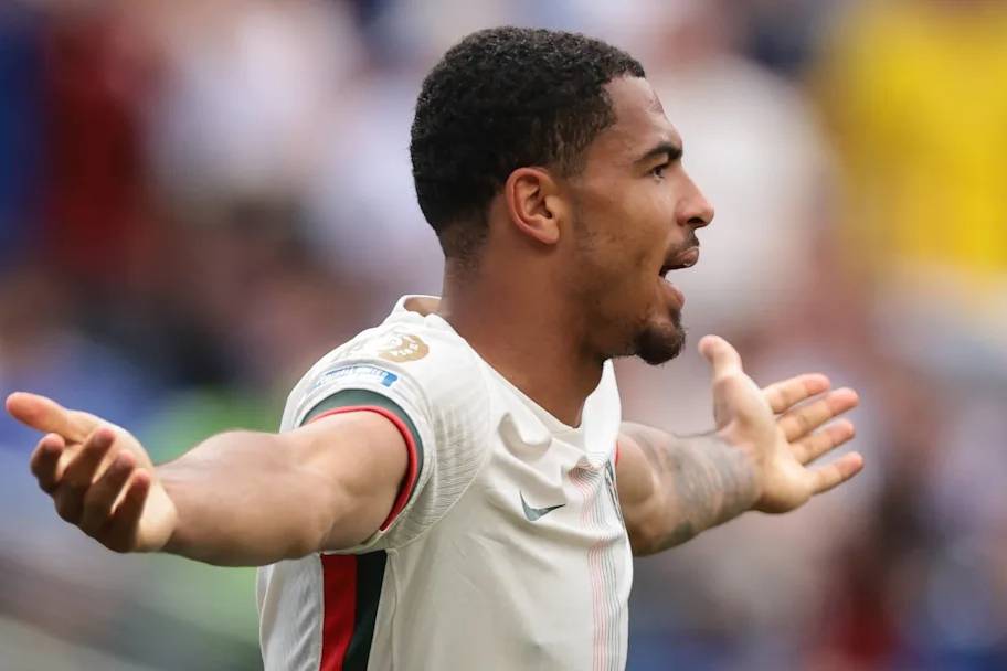 皇冠体育网址-切尔西敲定科尔维尔替代方案，新援哈托迎上位良机