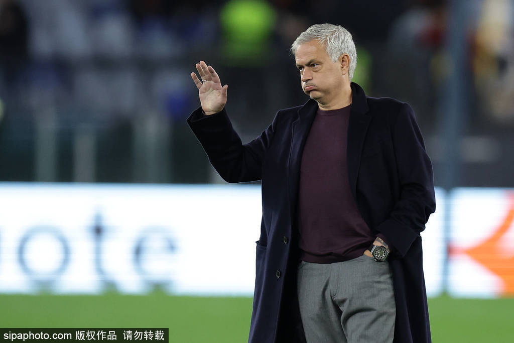 皇冠体育app-两位前热刺主帅是森林新帅人选 穆里尼奥有望回归英超