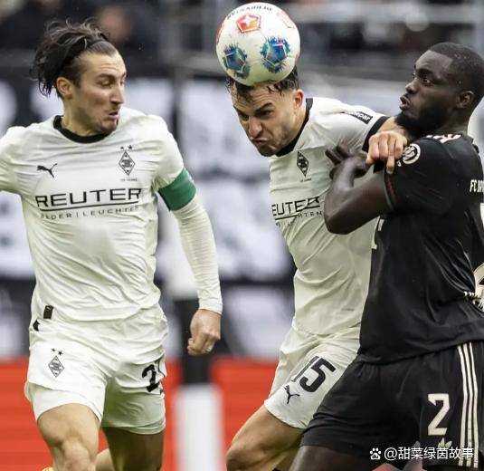 皇冠体育网址-德国杯前瞻：门兴格拉德巴赫对阵卡尔斯鲁厄