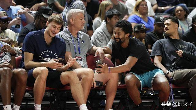 hg皇冠-黄蜂队传闻：夏洛特裁掉斯宾塞·丁威迪，原因竟是940万美元